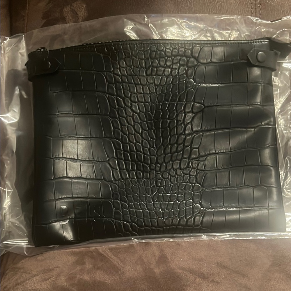 Black Crocodile-Embossed Men's Bag